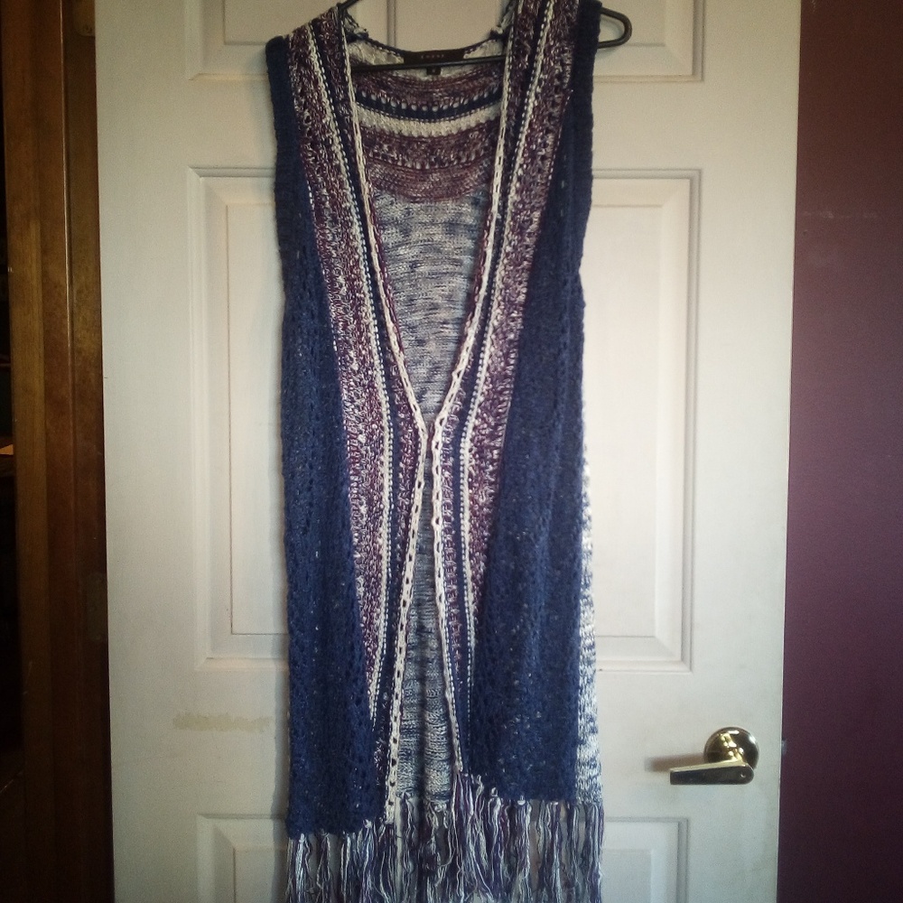 (3 for $15 item) Fringe Crochet Vest